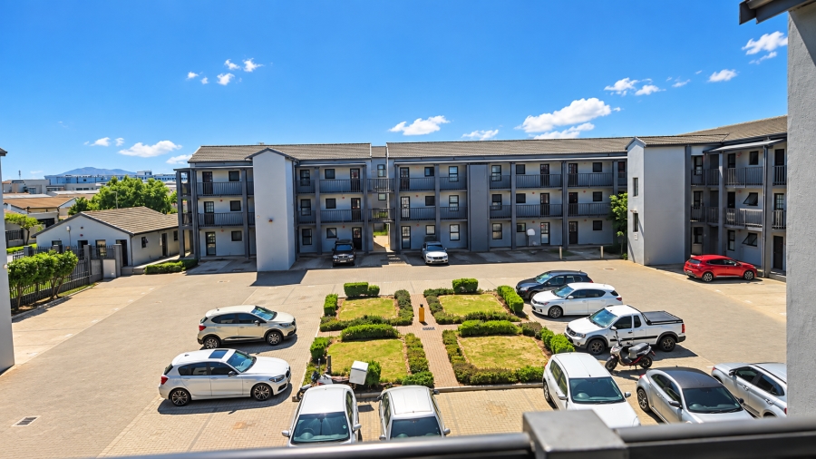 2 Bedroom Property for Sale in Parklands Western Cape
